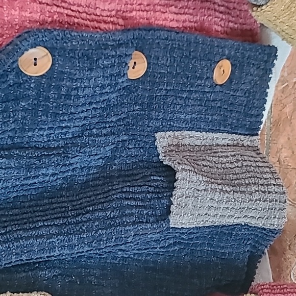 It's outta the bag jacket - Picture 2 of 4